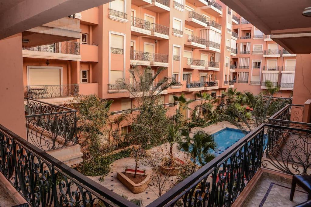 Beautiful, Great Equipped 122 M Holiday Apartment Near Majorelle Garden And Gueliz With Pool Views And A Large Balcony And Terrace Marrakesh Exterior photo