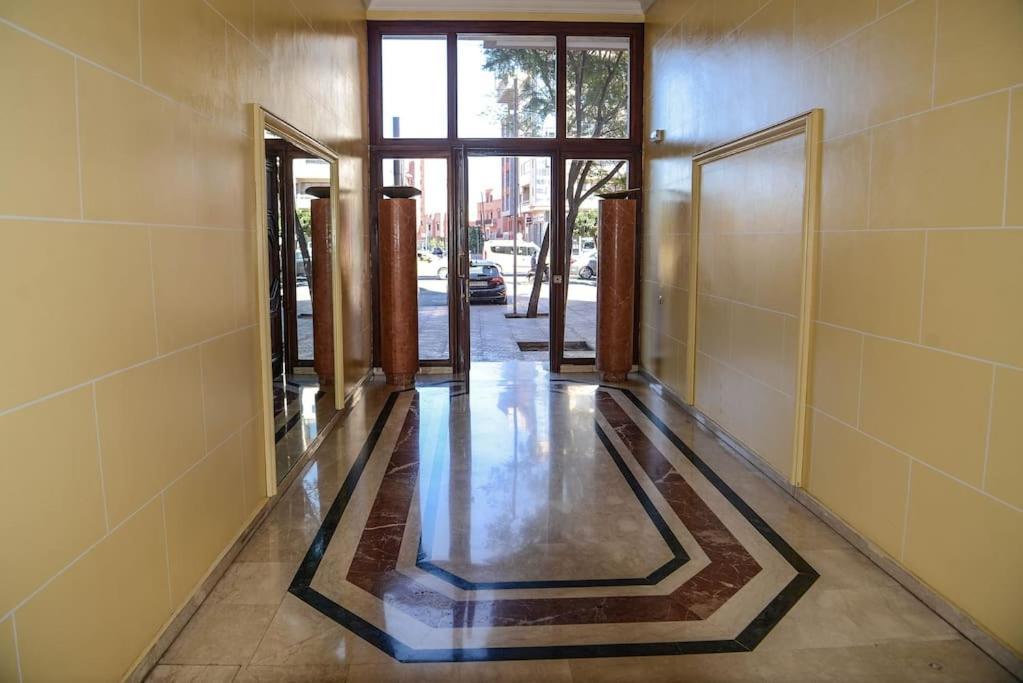 Beautiful, Great Equipped 122 M Holiday Apartment Near Majorelle Garden And Gueliz With Pool Views And A Large Balcony And Terrace Marrakesh Exterior photo