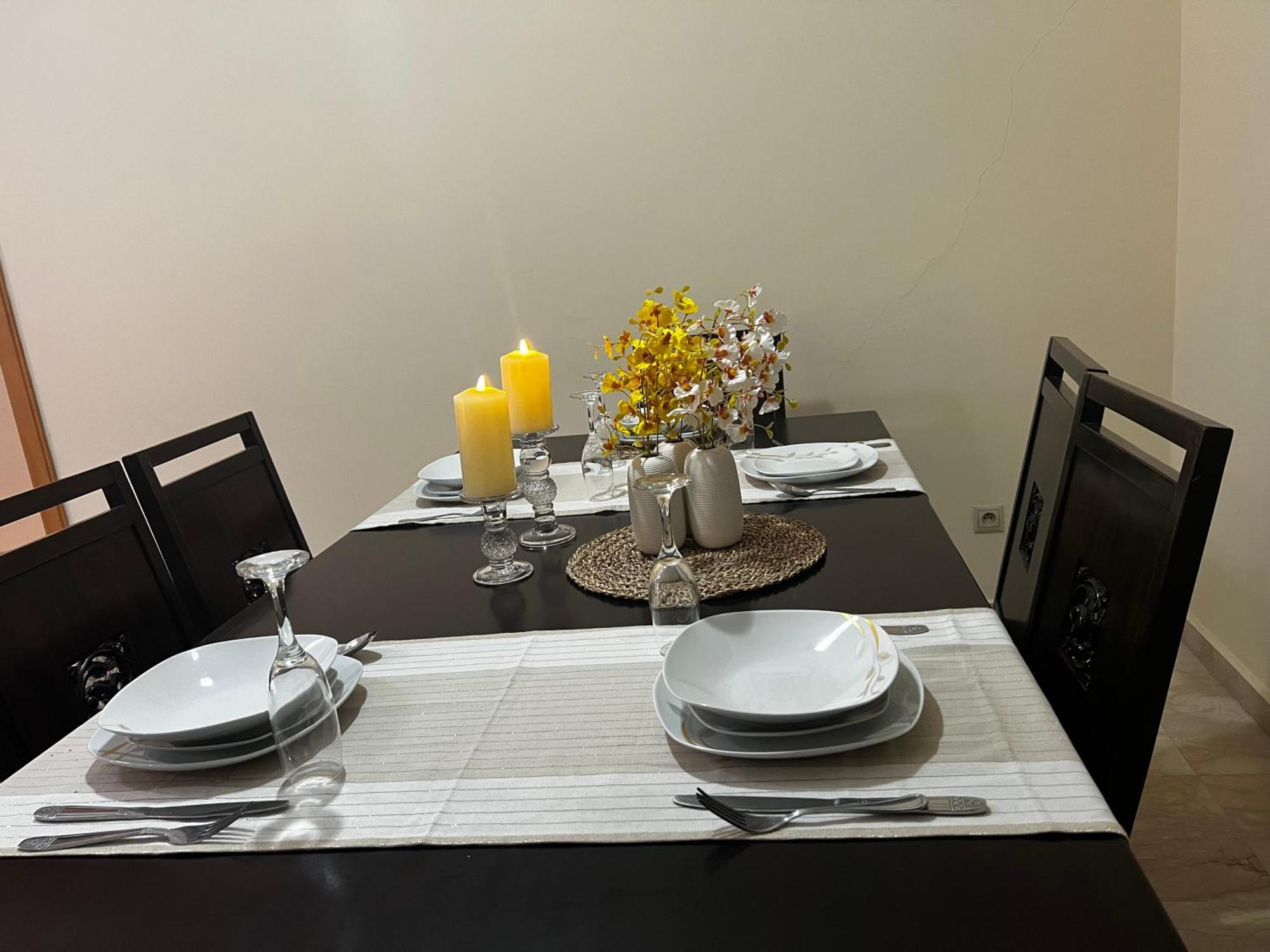 Beautiful, Great Equipped 122 M Holiday Apartment Near Majorelle Garden And Gueliz With Pool Views And A Large Balcony And Terrace Marrakesh Exterior photo