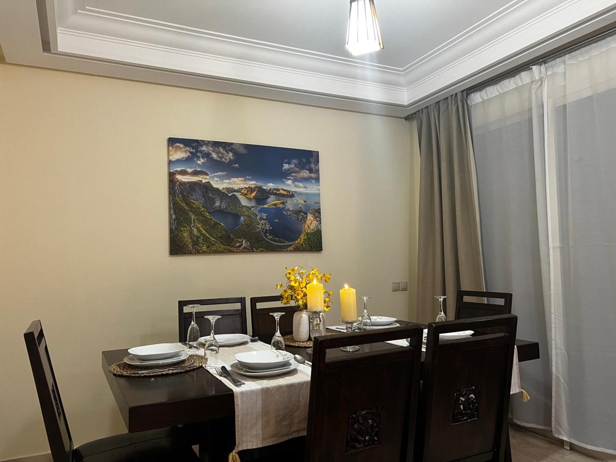 Beautiful, Great Equipped 122 M Holiday Apartment Near Majorelle Garden And Gueliz With Pool Views And A Large Balcony And Terrace Marrakesh Exterior photo
